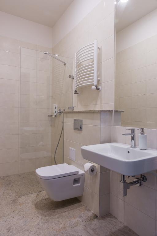 Mandala Hostel & Apartments Poznań Kamer foto