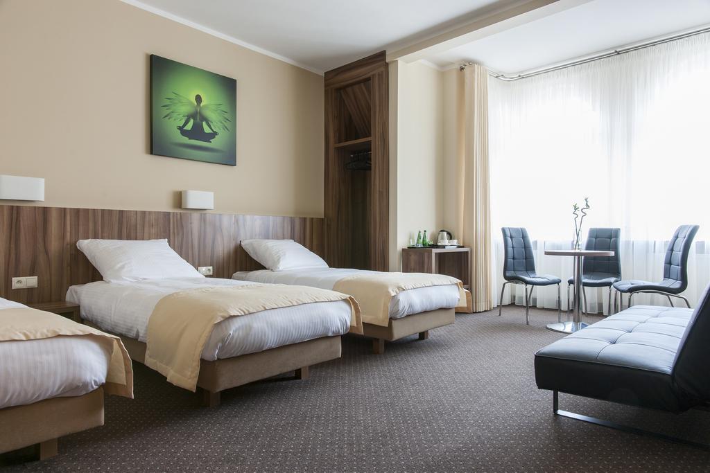Mandala Hostel & Apartments Poznań Kamer foto